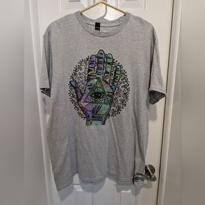 ​Men’s Psychedelic Hamsa Hand Graphic T-Shirt - Heather Gray